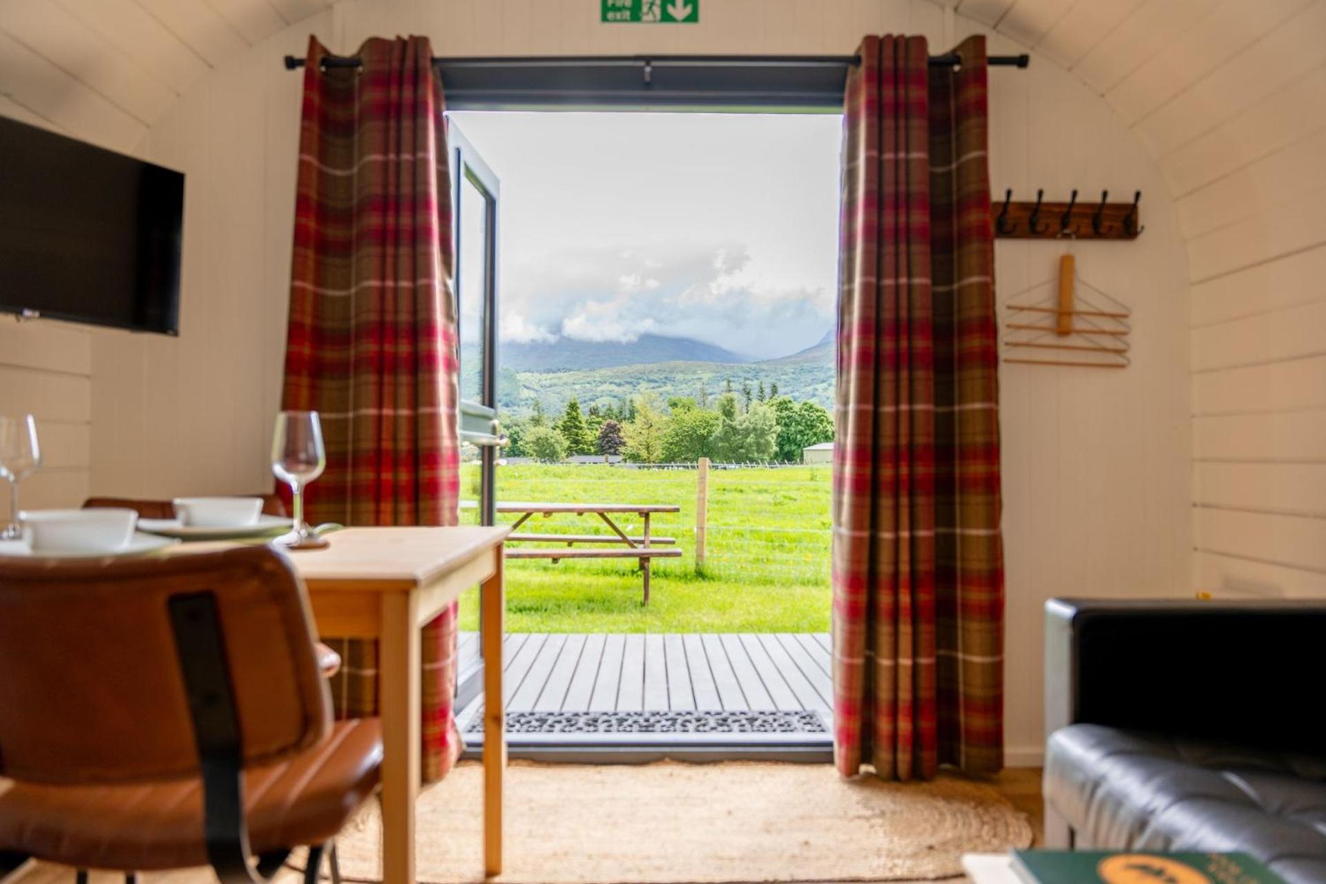 Aonach Mor Pod Villa Fort William Bagian luar foto